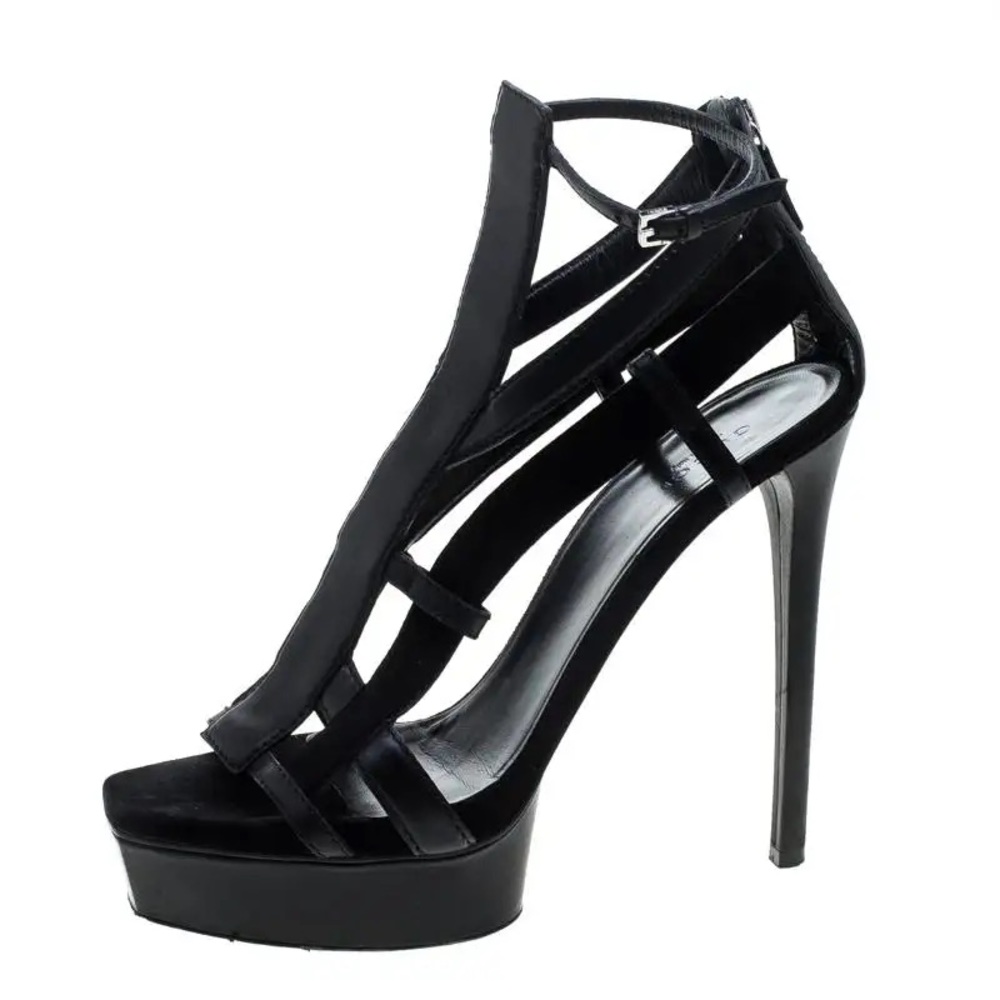 Gucci Black Leather and Suede Daryl Platform